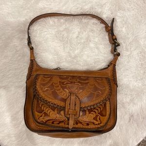 Patricia Nash hobo double zip shoulder bag.